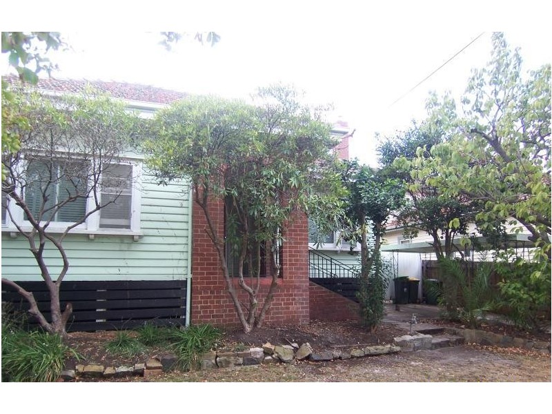 10 Disraeli Grove, Pascoe Vale South VIC 3044