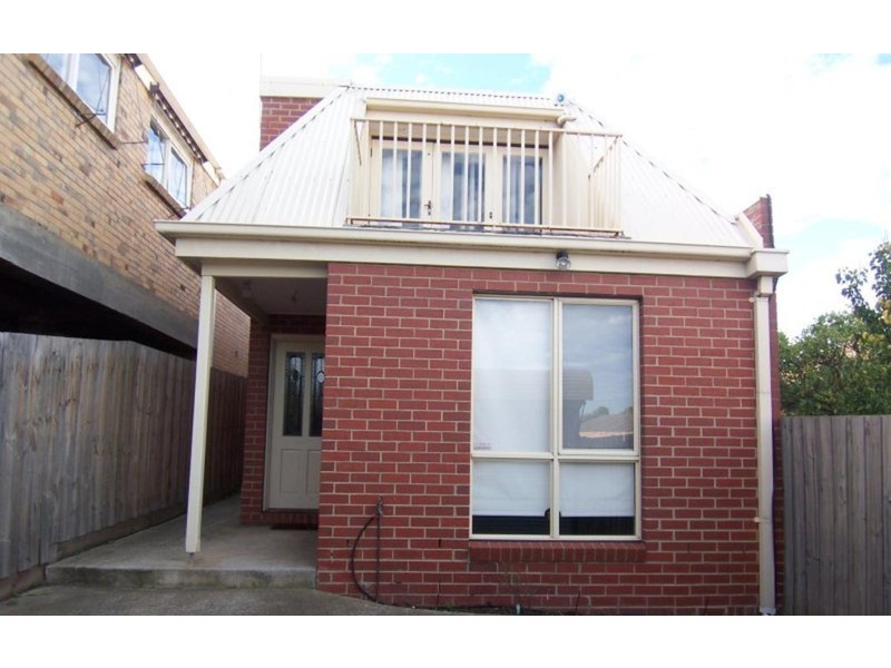 Rear 23 Woodland Street, Strathmore VIC 3041