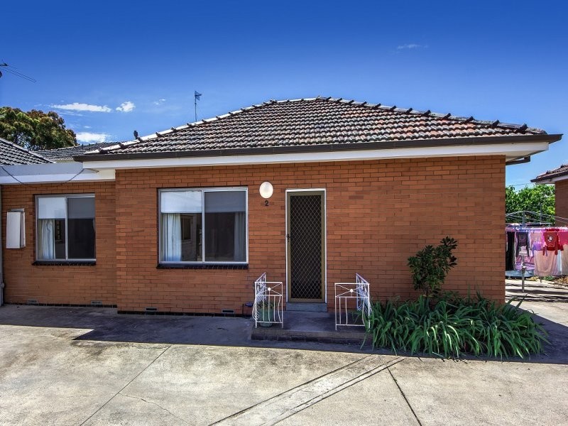 2/4 O’Shannassy Street, Essendon VIC 3040
