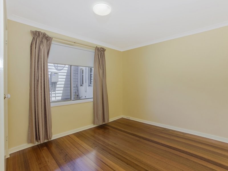 2/4 O’Shannassy Street, Essendon VIC 3040