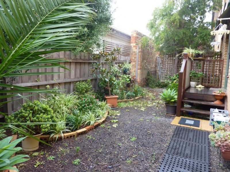 5/9 Grice Crescent, Essendon VIC 3040