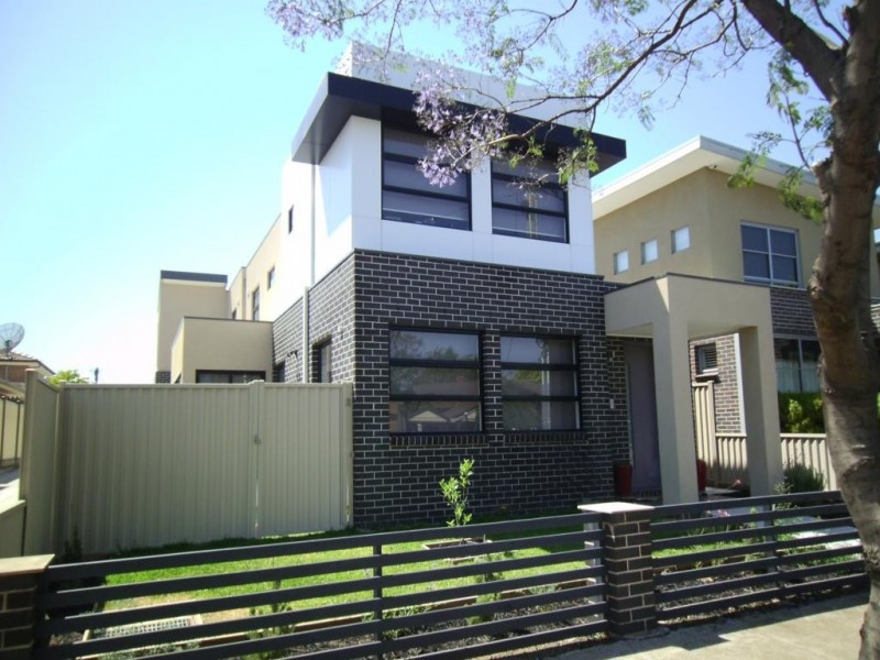 8B Huntly Street, Moonee Ponds VIC 3039