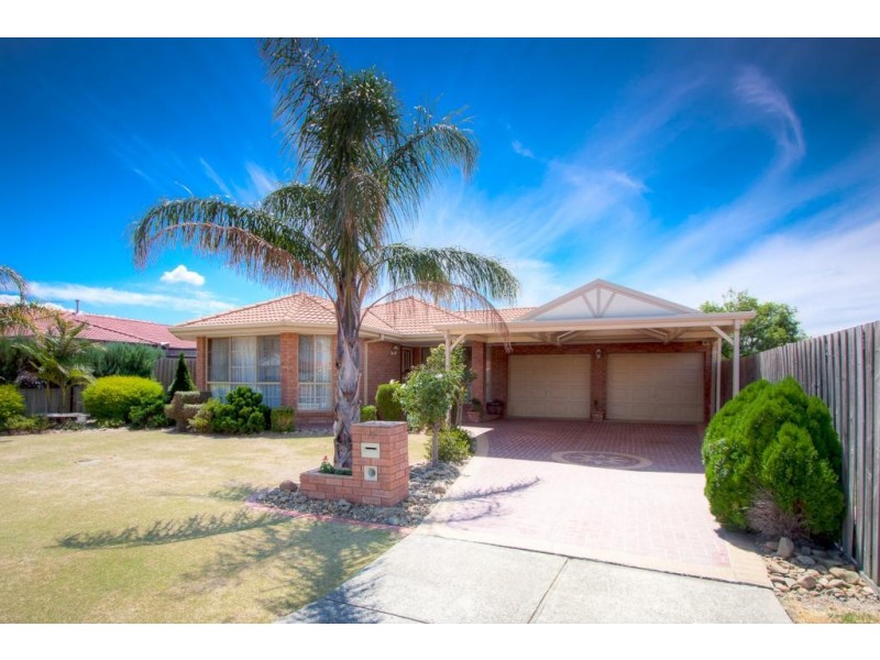 18 Penshurst Court, Hillside VIC 3037