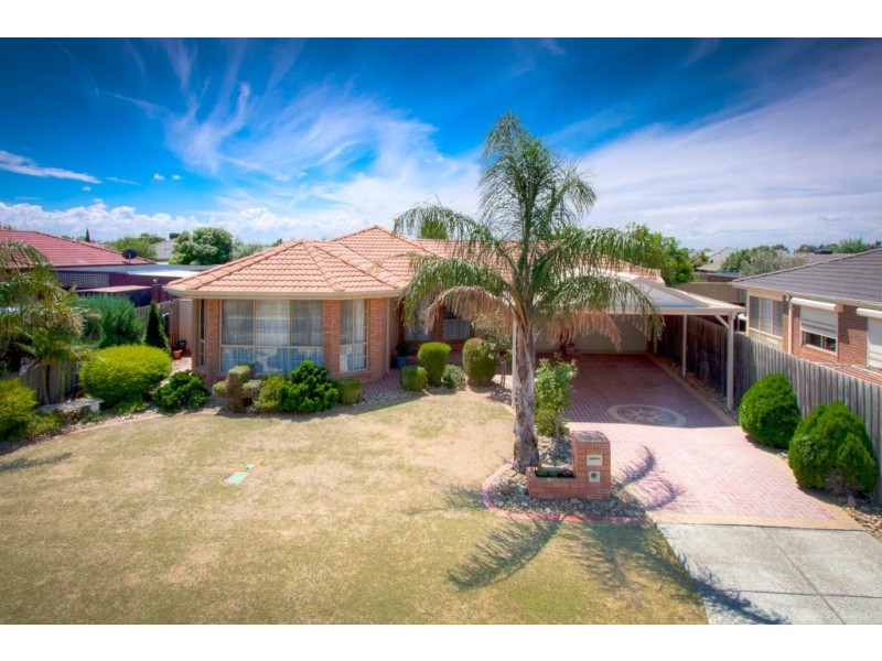 18 Penshurst Court, Hillside VIC 3037