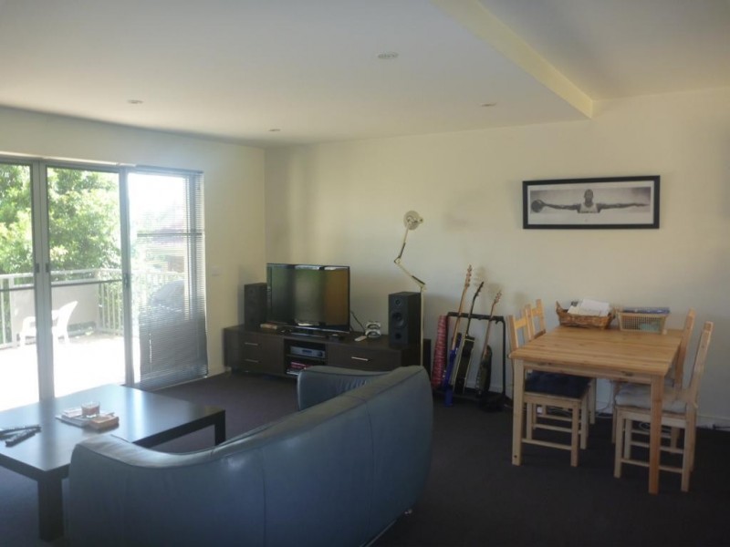 10/42 Napier Crescent, Essendon VIC 3040