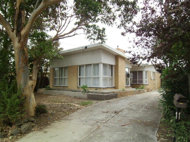 11 Wingara Avenue, Keilor East VIC 3033