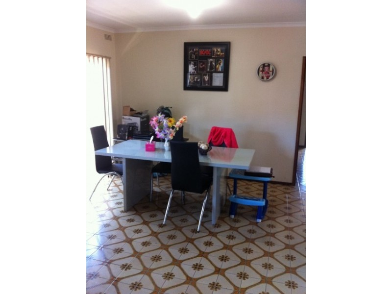 17 Stenson Road, Kealba VIC 3021