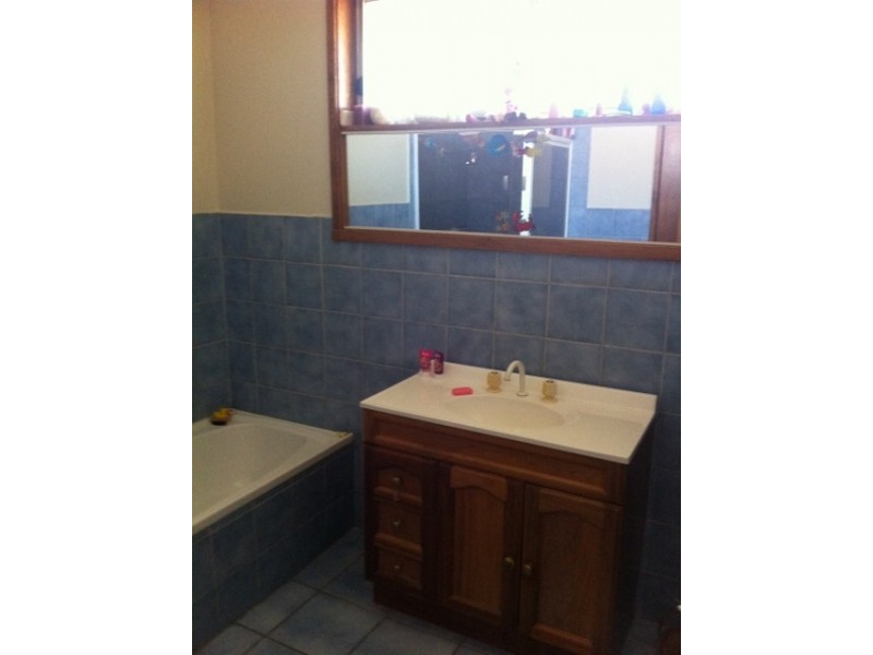 17 Stenson Road, Kealba VIC 3021