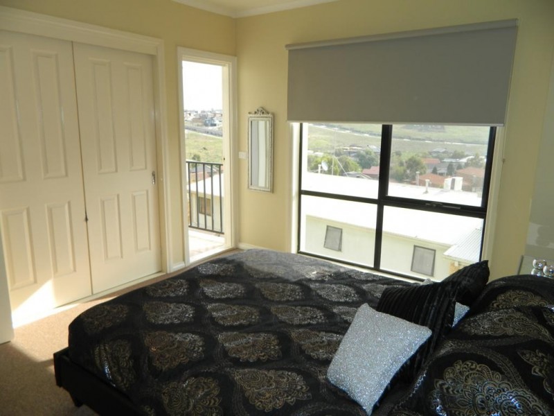 22/70-72 Coghlan Street, Niddrie VIC 3042