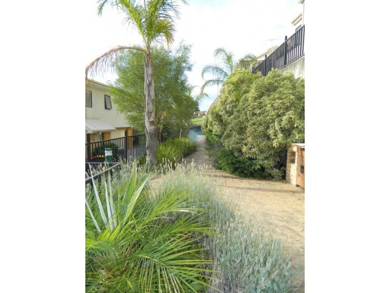 22/70-72 Coghlan Street, Niddrie VIC 3042