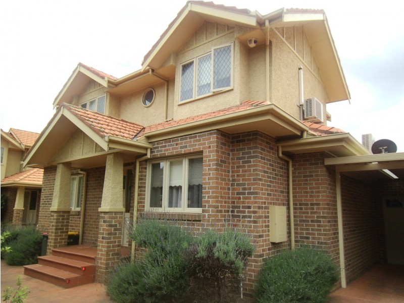 2/14 Fawkner St, Aberfeldie VIC 3040