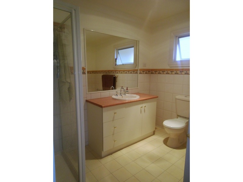 2/14 Fawkner St, Aberfeldie VIC 3040