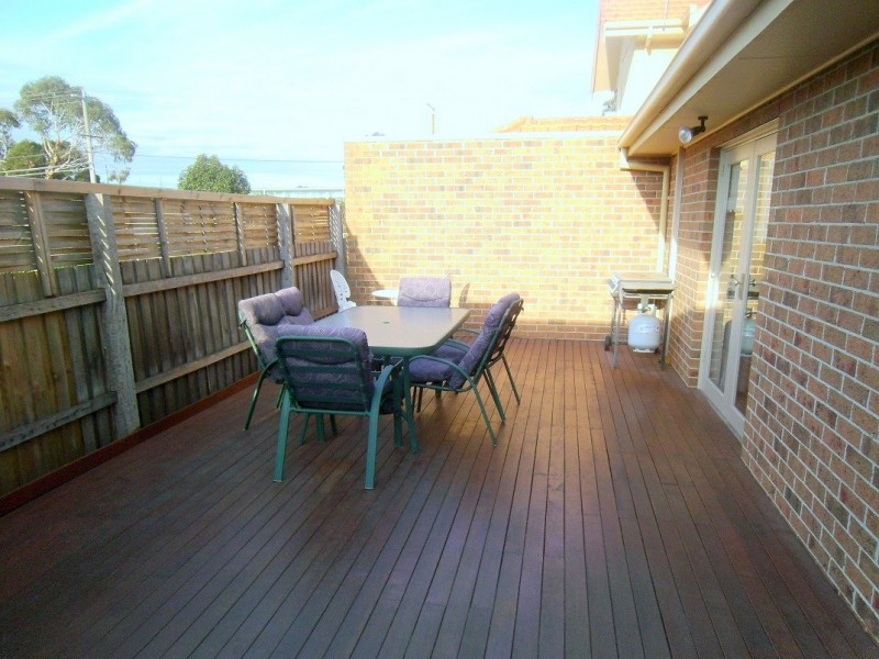 2/14 Fawkner St, Aberfeldie VIC 3040