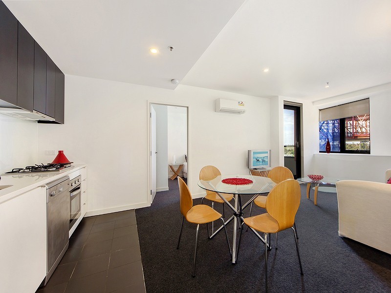 305/55 Collins street, Essendon VIC 3040