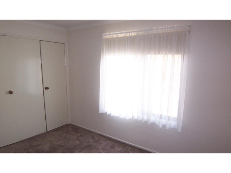 16 Liddy Street, Kensington VIC 3031