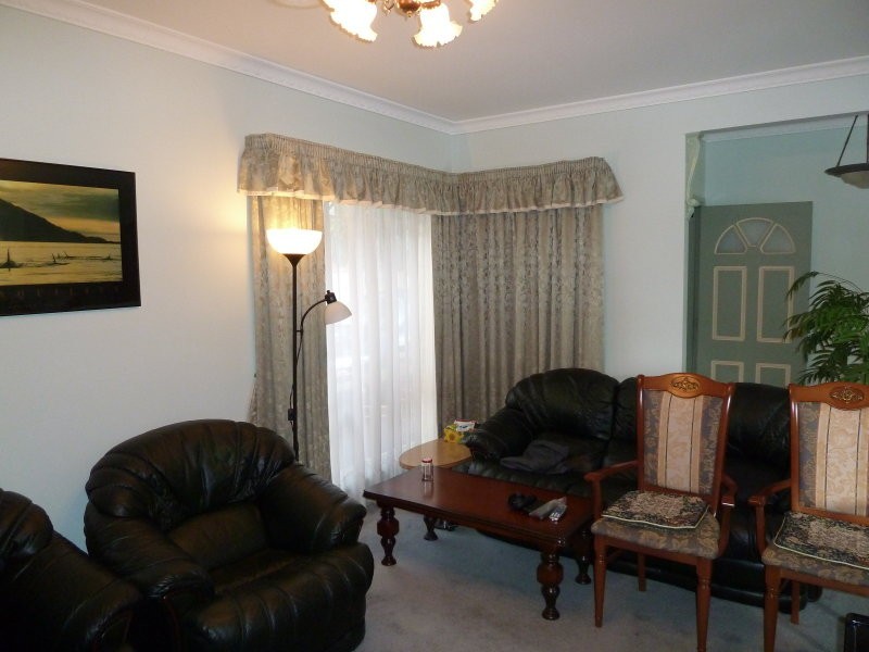 3/12 Napier Crescent, Essendon VIC 3040