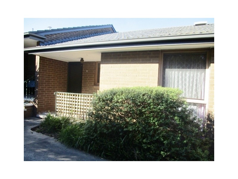 5/9 ROYAL AVENUE, Essendon VIC 3040