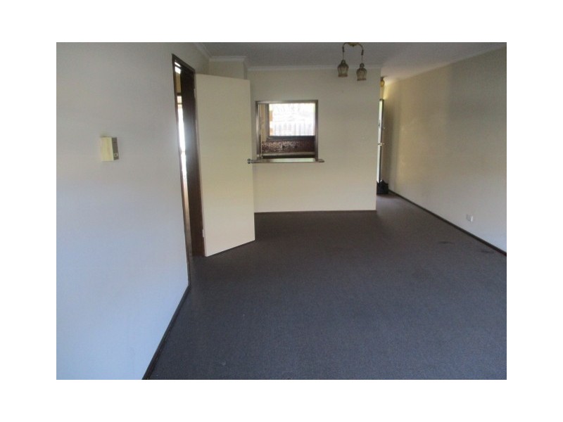 5/9 ROYAL AVENUE, Essendon VIC 3040