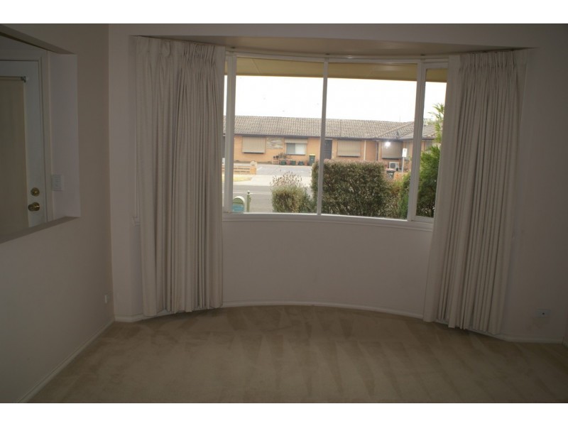 2A Cooper Street, Essendon VIC 3040