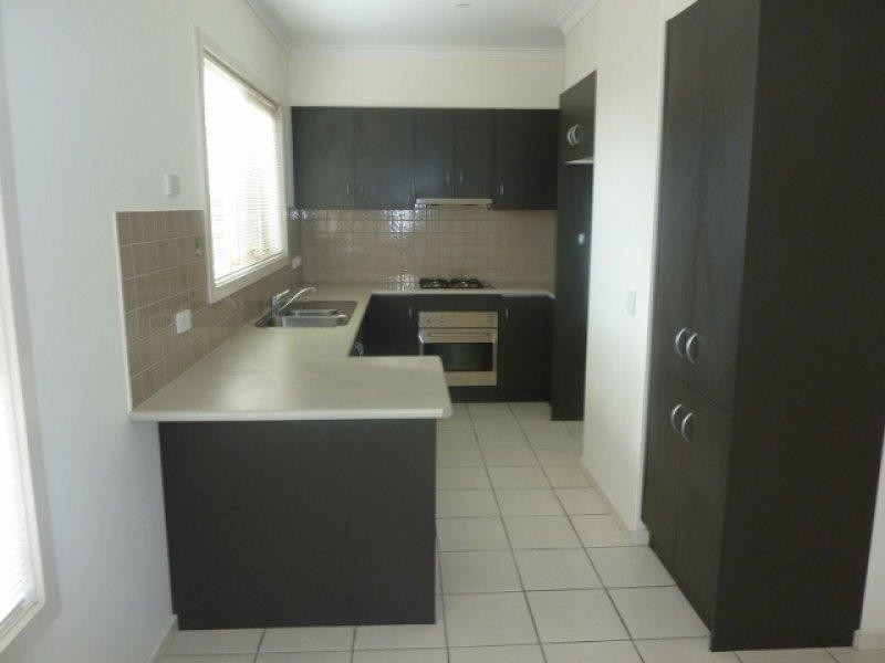 1/11 Trickey Avenue,, Sydenham VIC 3037