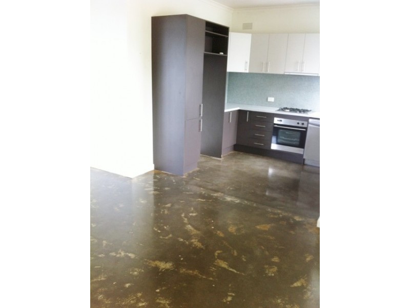 2/13 Fletcher Street, Essendon VIC 3040