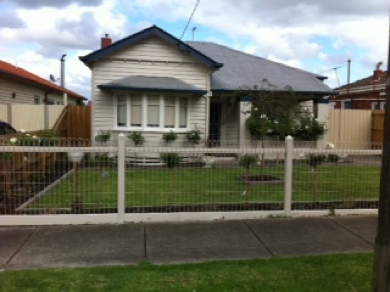 49 Springhall Parade, Pascoe Vale South VIC 3044