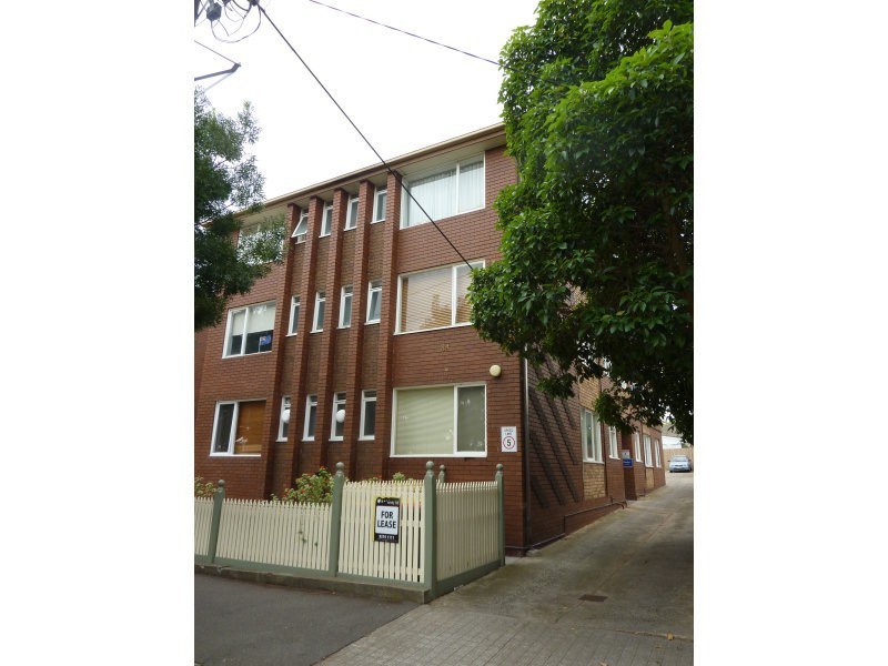 7/84 Dover Street, Flemington VIC 3031