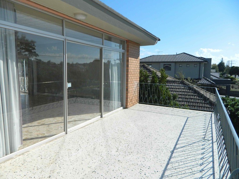 2/23 WALTERS AVENUE, Airport West VIC 3042