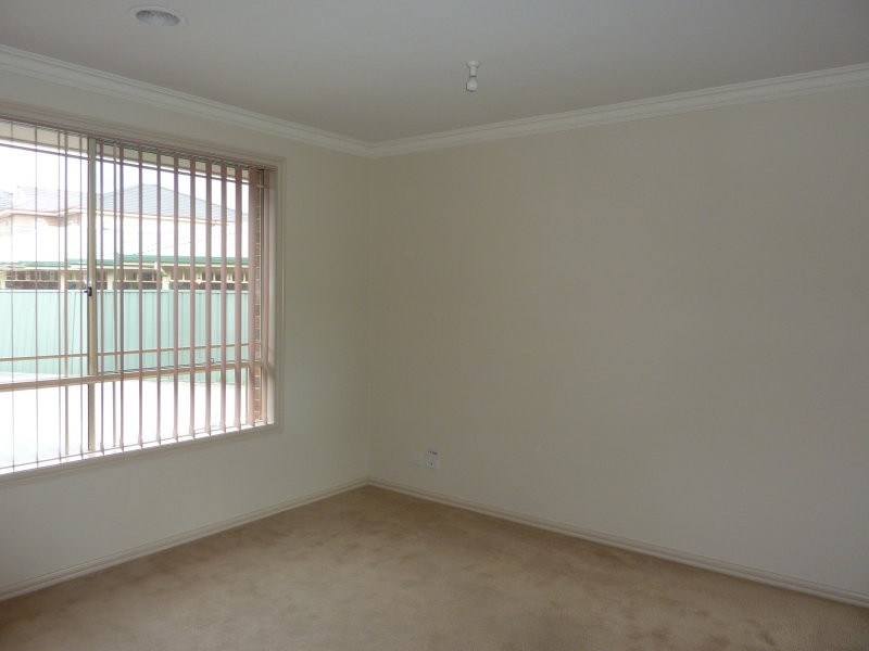 14A School Court, Oak Park VIC 3046