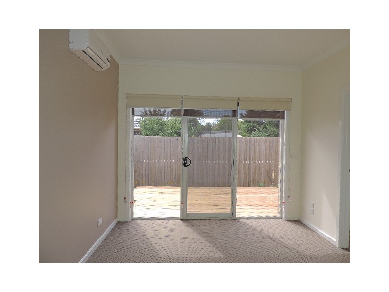 4/1 Warwick Place, Airport West VIC 3042