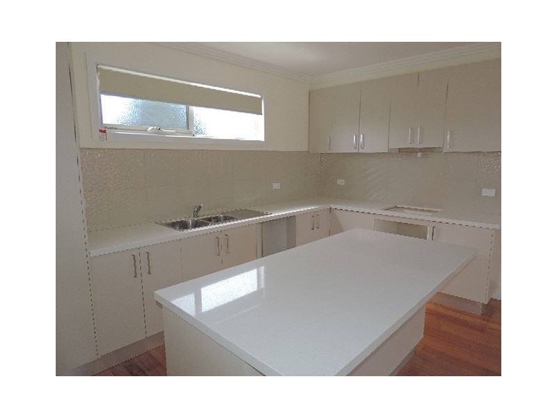 4/1 Warwick Place, Airport West VIC 3042