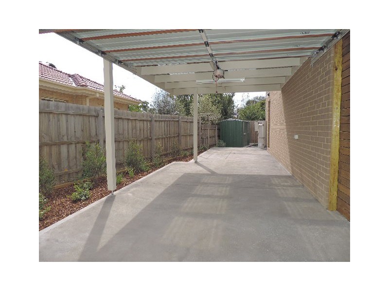 4/1 Warwick Place, Airport West VIC 3042