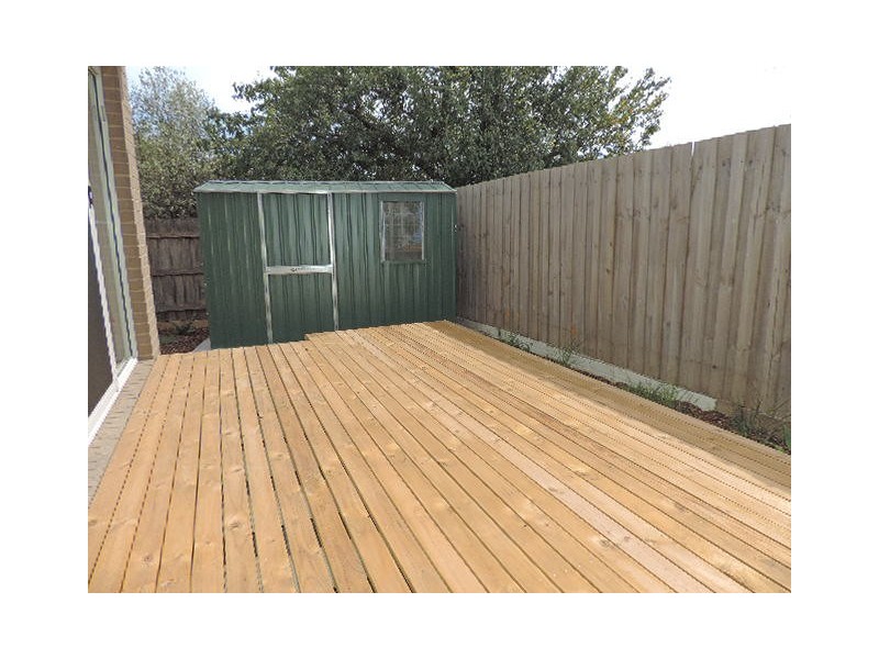 4/1 Warwick Place, Airport West VIC 3042