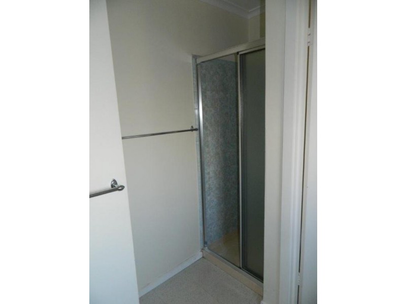 9/2 Salisbury Street, Glenroy VIC 3046