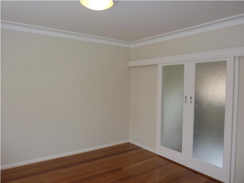 4/4 O’Shannassy Street, Essendon VIC 3040