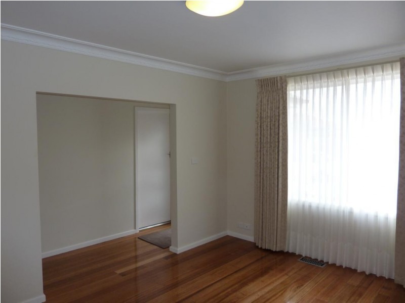 4/4 O’Shannassy Street, Essendon VIC 3040