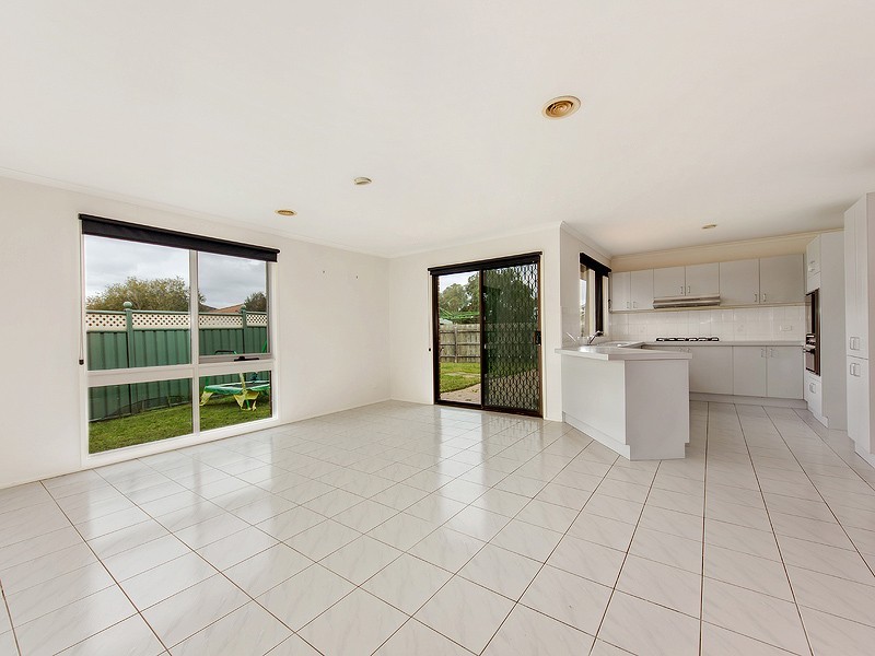 7 Ketwick Court, Sydenham VIC 3037