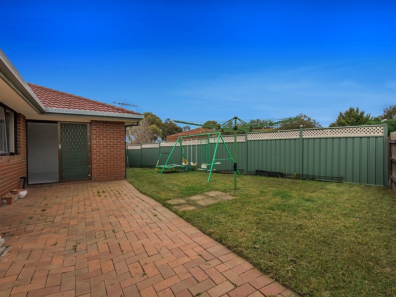7 Ketwick Court, Sydenham VIC 3037
