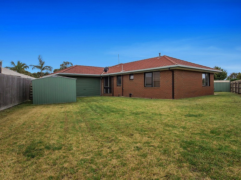 7 Ketwick Court, Sydenham VIC 3037