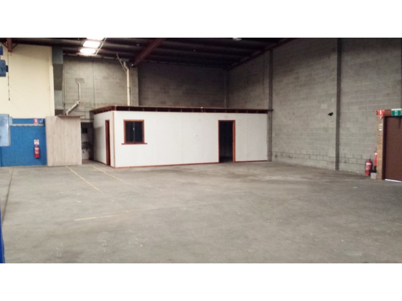 Unit 1 and 2/47 Garden Drive, Tullamarine VIC 3043