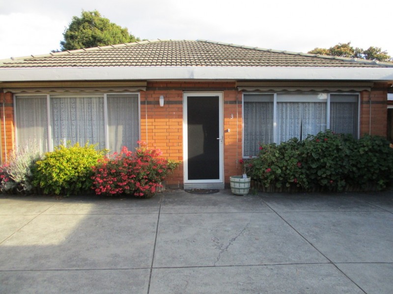 3/136 Hoffmans Road, Essendon VIC 3040