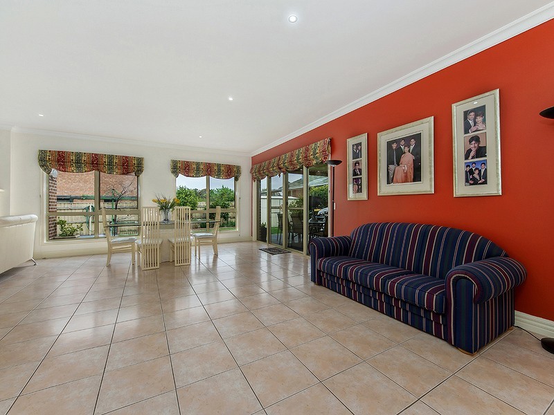 1 Denbigh Court, Keilor VIC 3036