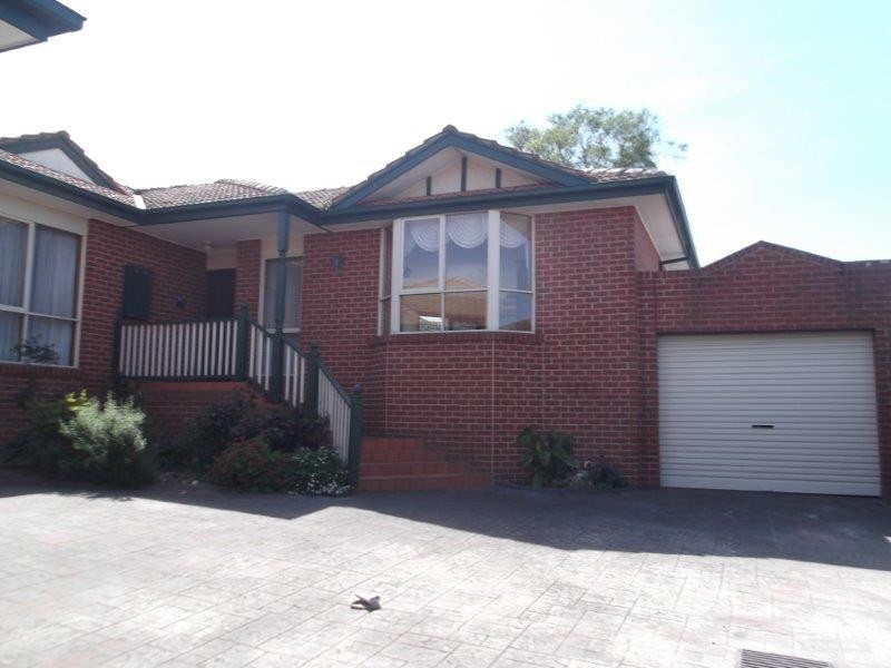 3/88 Woodland Street, Strathmore VIC 3041