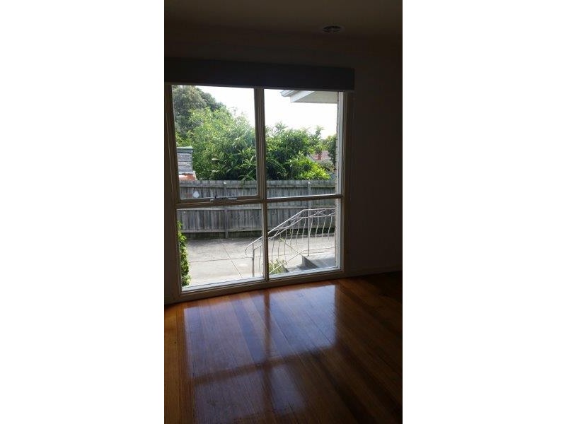 3/156 Barrow Street, Coburg VIC 3058