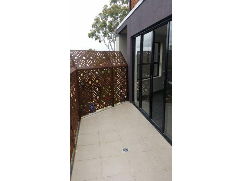 11/16 Winifred Street, Essendon VIC 3040