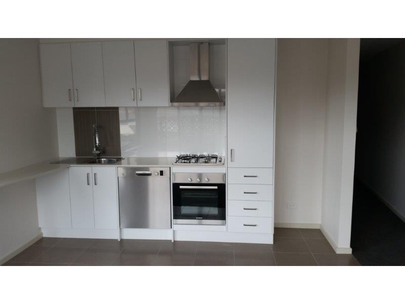 11/16 Winifred Street, Essendon VIC 3040