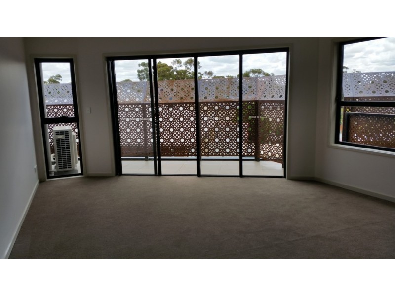 14/16 Winifred Street, Essendon VIC 3040
