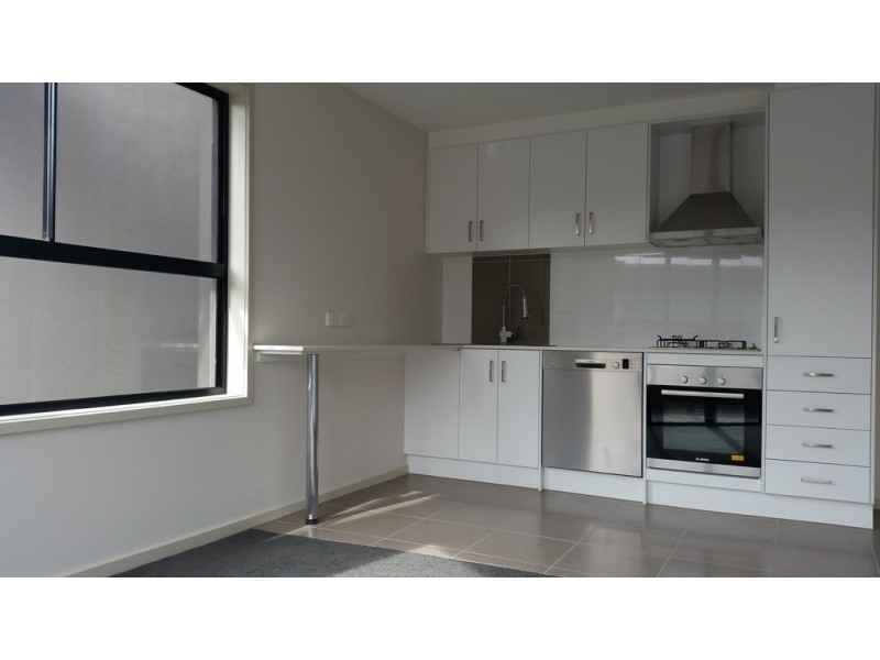 9/16 Winifred Street, Essendon VIC 3040