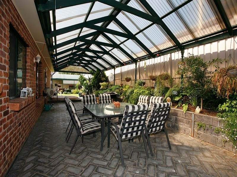 1 Horseshoe Drive, Woodcroft SA 5162