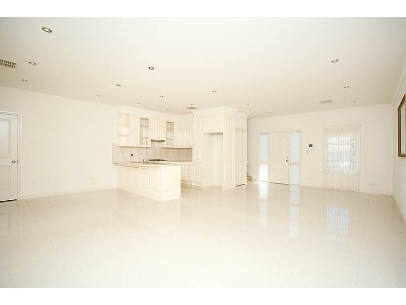 3, 13 Maxwell Road, Hackham West SA 5163